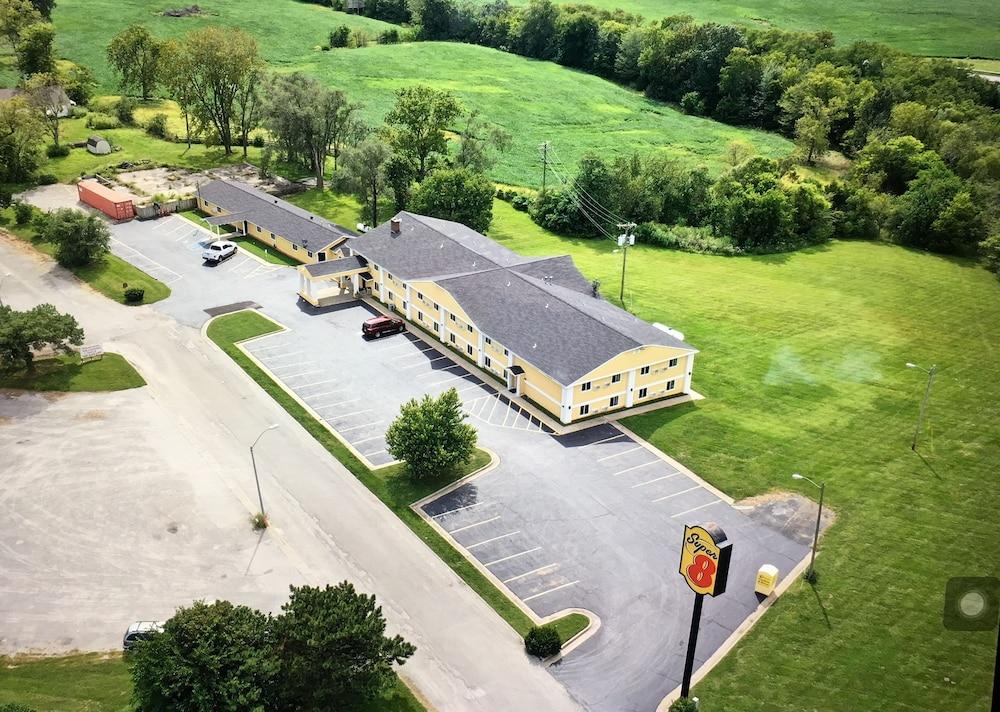Super 8 By Wyndham Hotel Higginsville
