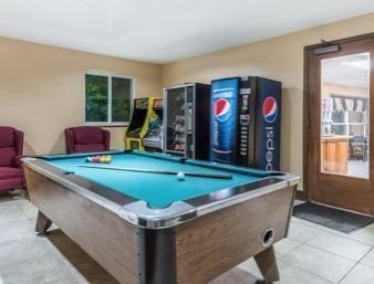Super 8 By Wyndham Hotel Higginsville