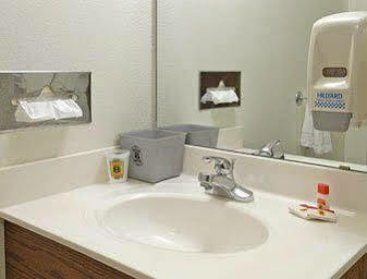 Hotel Super 8 By Wyndham 2*